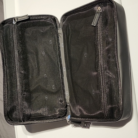 DIOR Toiletry bag - Picture 6 of 7